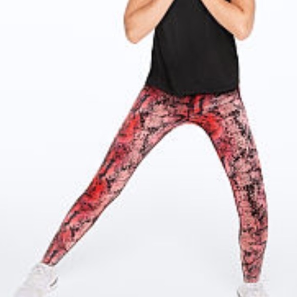 Pink Victoria's Secret red snakeskin leggings - Picture 1 of 8
